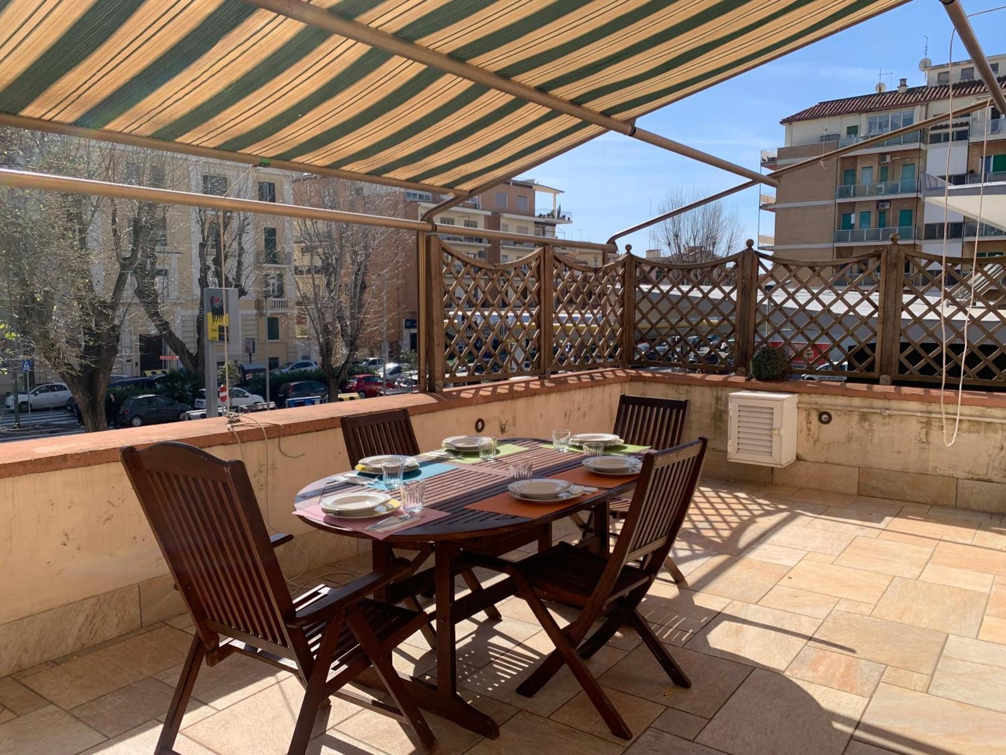 La Tua Casa Nel Centro Di Ostia Βίλα Εξωτερικό φωτογραφία